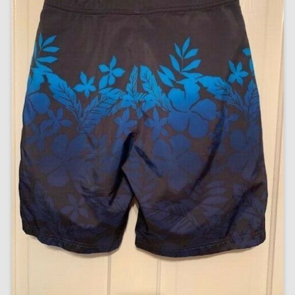 NAUTICA SIZE 30 BLACK WITH BLUE FLORAL PRINT BOARD SHORTS - Picture 3 of 4